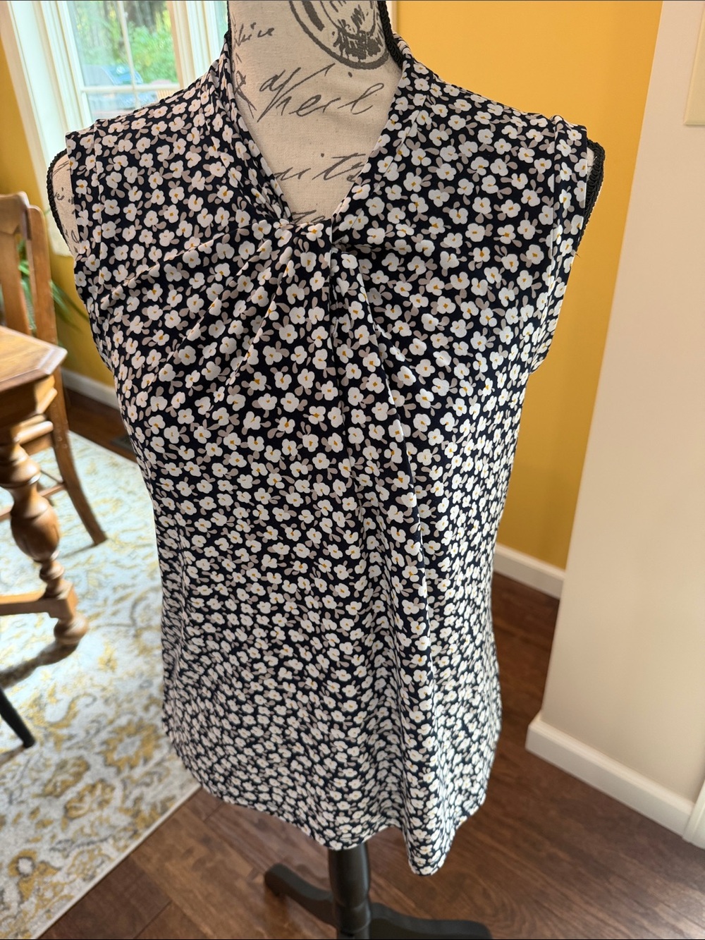 Tommy Hilfiger Navy Floral Tie-Neck Sleeveless Camisole